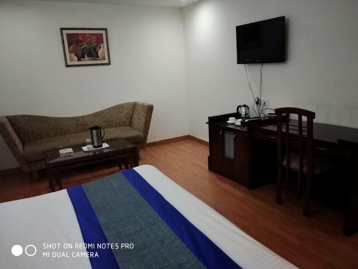 Elm Tree Amritsar Hotel Kültér fotó